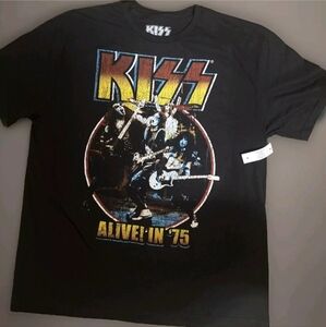 Kiss Graphic Tee
